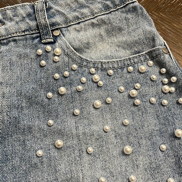 Toni denim with pearls high waisted mini skirt Size L/ 30” - Picture 9 of 17